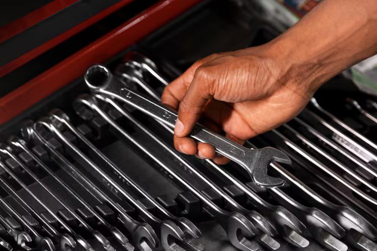Why Businesses Prefer Tools Suppliers in Dubai UAE