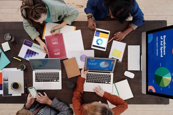 Hire a PPC Expert in Kolkata for Faster Business Growth